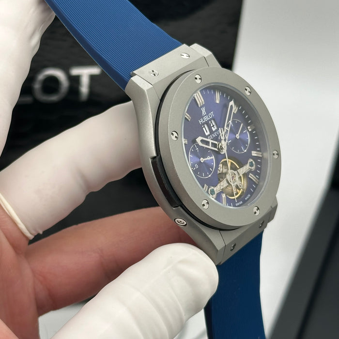 Hublot Big Bang Style Automatic Chronograph – Blue Dial & Blue Rubber Strap