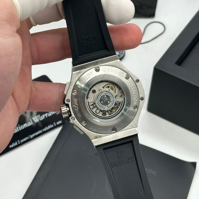 Hublot Big Bang Chronograph – Black Rubber Strap | Swiss Style Timepiece