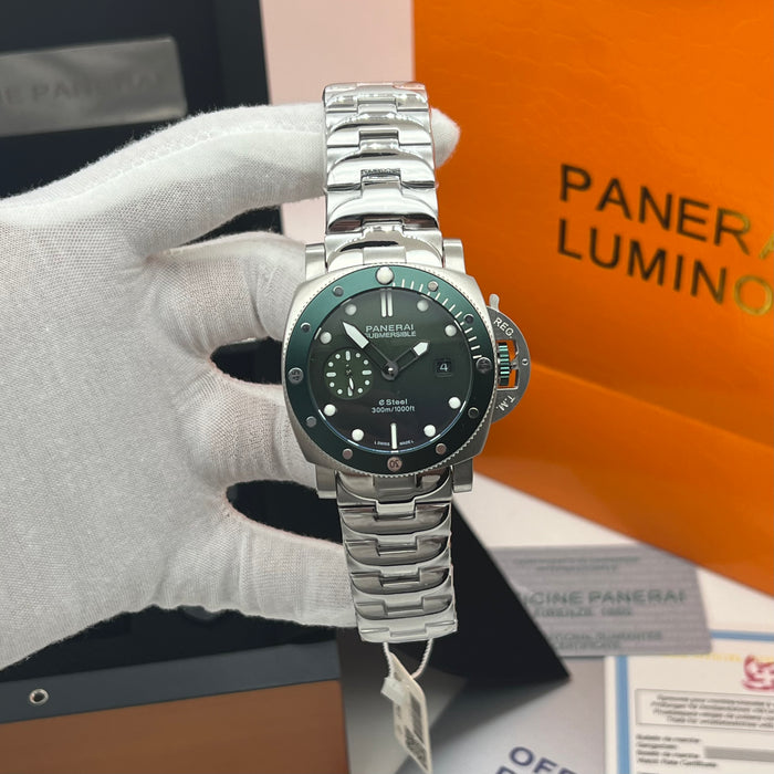 Panerai Submersible eSteel Green Dial Stainless Steel 44MM Watch