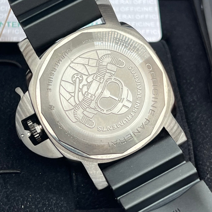 Panerai Submersible Marina Militare Carbon Fiber Black Edition 44MM