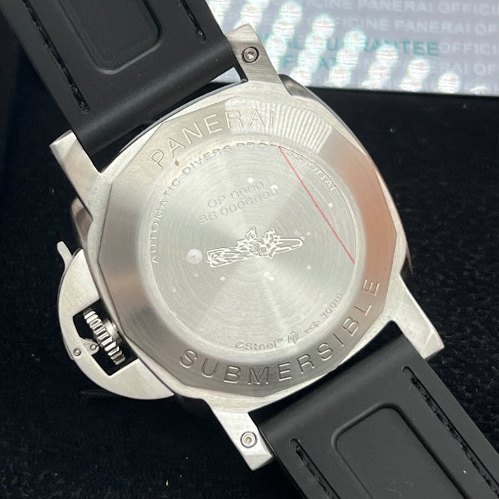 Panerai Submersible Luna Rossa PAM Style 44MM – Blue Sunburst Dial