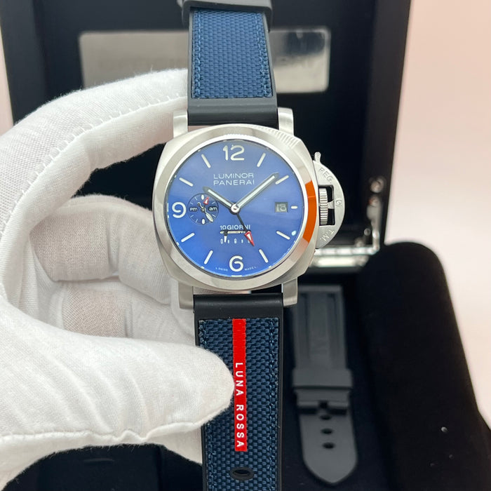 Panerai Luminor 10 Giorni GMT Automatic – Blue Sunburst Dial Edition