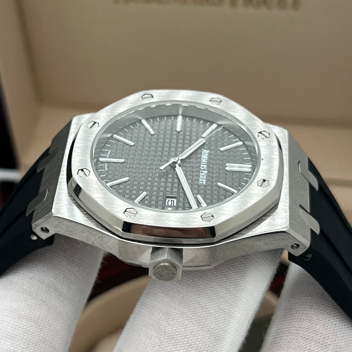 Audemars Piguet Royal Oak Selfwinding – Grey Tapisserie Dial on Black Rubber Strap