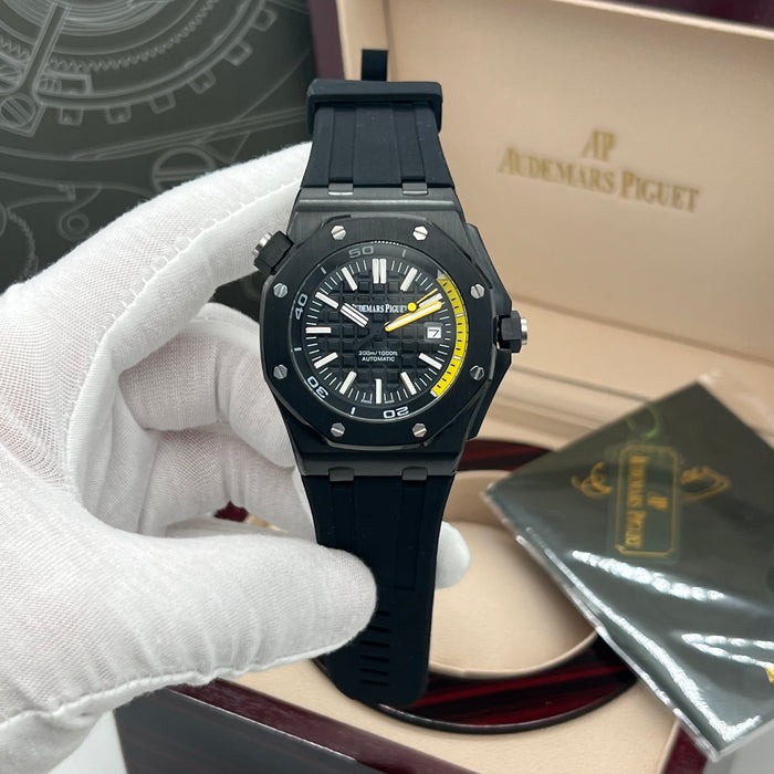 Audemars Piguet Royal Oak Offshore Diver – Black Ceramic & Yellow