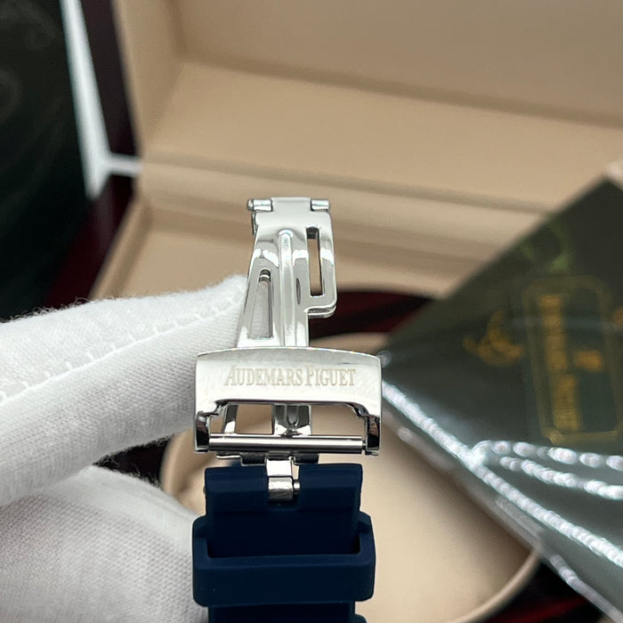 Audemars Piguet Royal Oak Offshore "Navy" 42mm