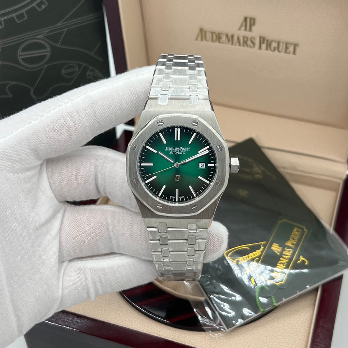 Audemars Piguet Royal Oak "Jumbo" Extra-Thin – Smoked Green Dial