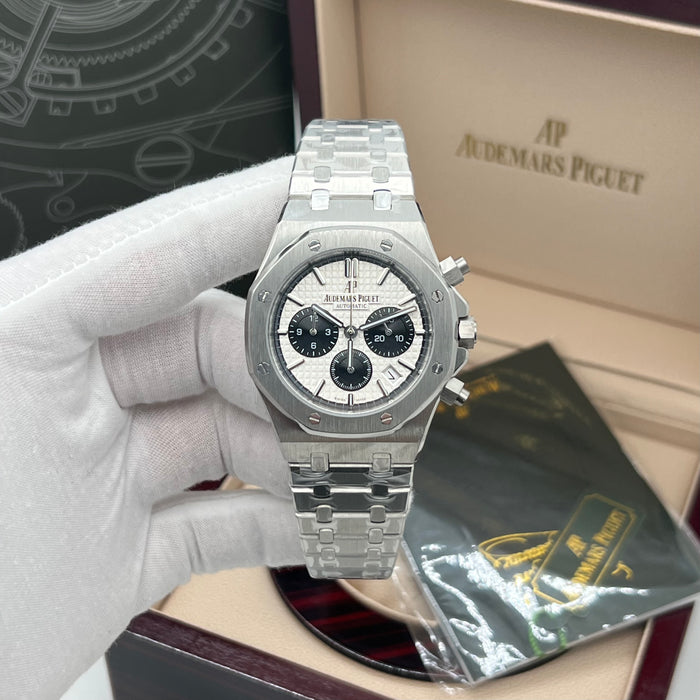 Audemars Piguet Royal Oak Chronograph 41mm – Silver & Black "Panda" Dial