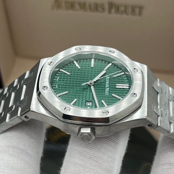 Audemars Piguet Royal Oak Selfwinding 41mm – Green Dial & Steel