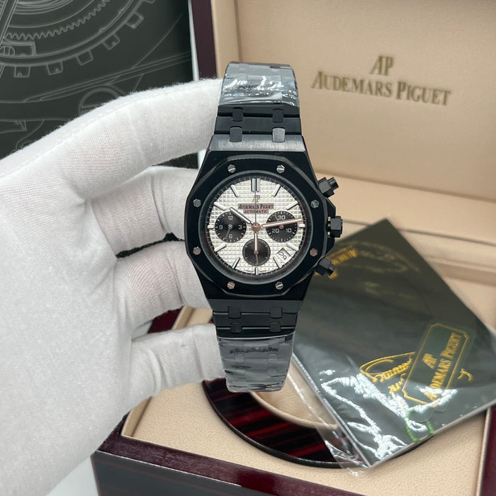 Audemars Piguet Royal Oak Chronograph 41mm – Black & Silver "Panda"