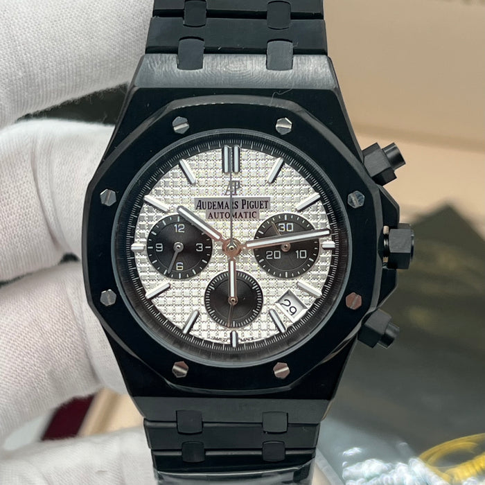 Audemars Piguet Royal Oak Chronograph 41mm – Black & Silver "Panda"
