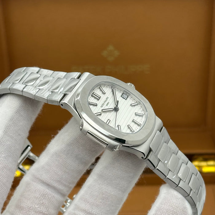 Patek Philippe Nautilus Full Set 5711/1A-011 40MM White Dial