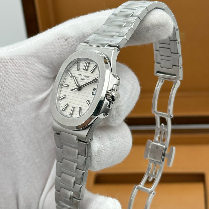 Patek Philippe Nautilus Full Set 5711/1A-011 40MM White Dial