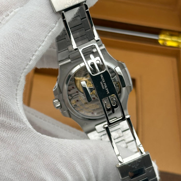 Patek Philippe Nautilus Tiffany 5712 40MM