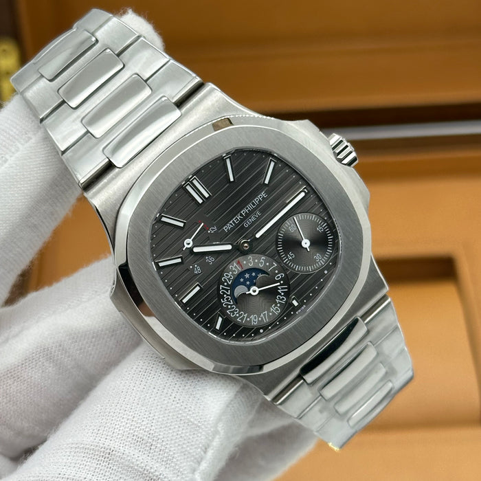 Patek Philippe Nautilus 5712 40MM Blue Dial