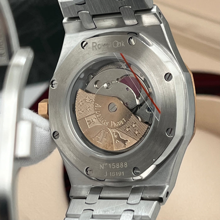 Audemars Piguet Royal Oak Selfwinding – Two-Tone Stainless Steel & 18-Carat Pink Gold with Salmon Dial