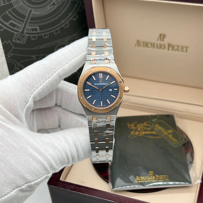 AUDEMARS PIGUET ROYAL OAK SELFWINDING TWO-TONE 33MM | BLEU NUIT DIAL