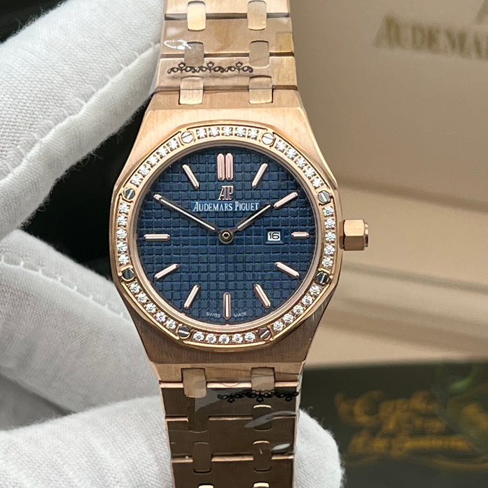 AUDEMARS PIGUET ROYAL OAK SELFWINDING Rose GOLD | BLEU NUIT DIAL WITH DIAMOND BEZEL