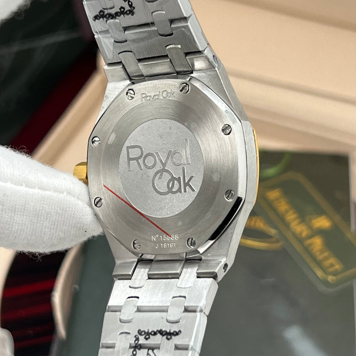AUDEMARS PIGUET ROYAL OAK SELFWINDING 33MM | STAINLESS STEEL BLACK DIAL