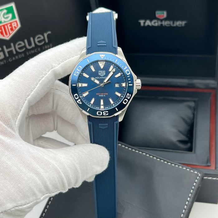 TAG Heuer Aquaracer Quartz 43mm Blue Dial - Blue Rubber Strap