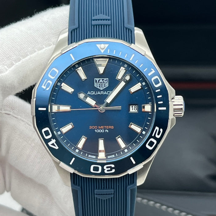 TAG Heuer Aquaracer Quartz 43mm Blue Dial - Blue Rubber Strap
