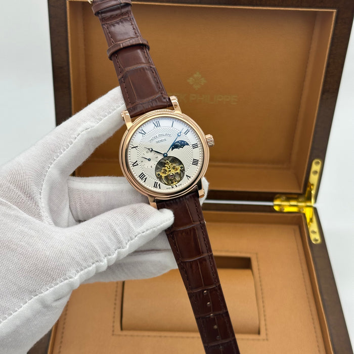 Patek Philippe Nautilus 5712/1A-001 - Stainless Steel Blue Dial Moonphase