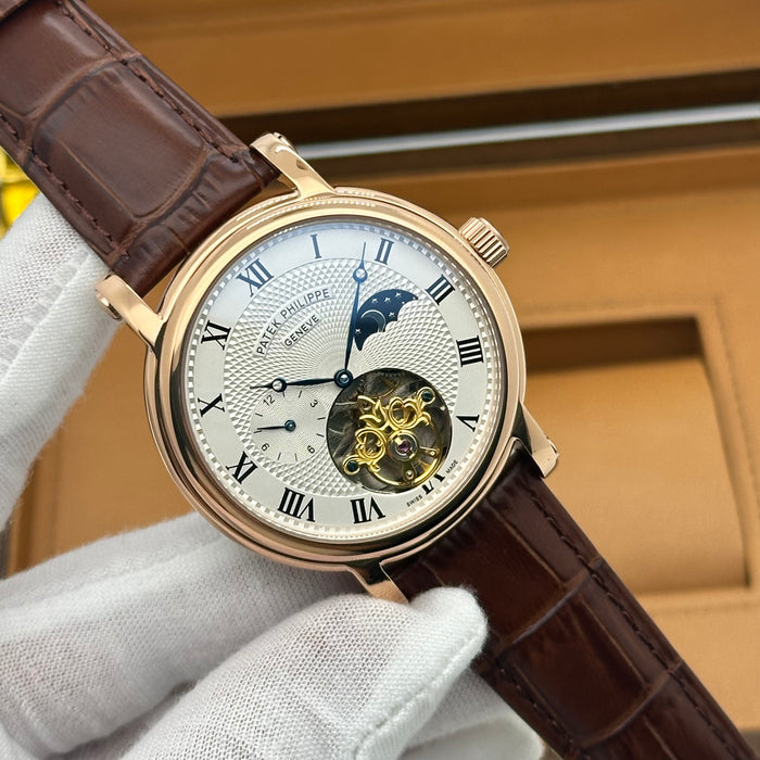 Patek Philippe Nautilus 5712/1A-001 - Stainless Steel Blue Dial Moonphase