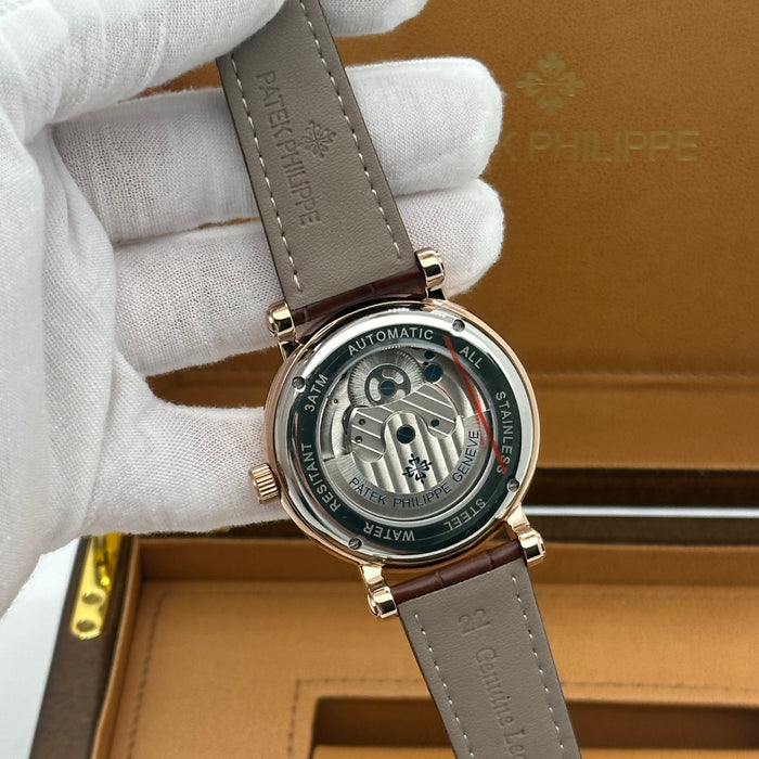 Patek Philippe Nautilus 5712/1A-001 - Stainless Steel Blue Dial Moonphase
