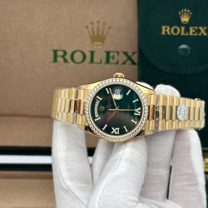 Rolex Day-Date 36mm Yellow Gold Green Malachite Dial Diamond Bezel