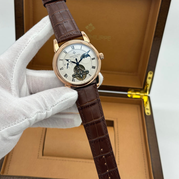 Patek Philippe Nautilus 5711/1R-001 – Rose Gold with Brown Gradient Dial