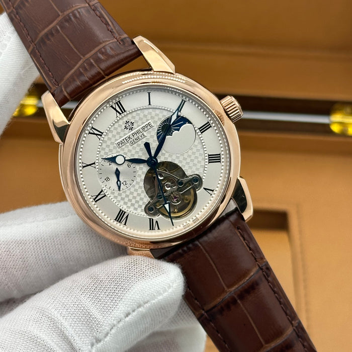 Patek Philippe Nautilus 5711/1R-001 – Rose Gold with Brown Gradient Dial