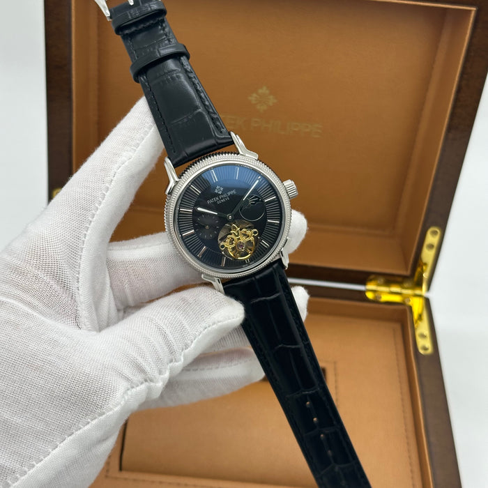 Patek Philippe Nautilus 7118/1200A-001 – Stainless Steel with Diamond Bezel & Blue Dial