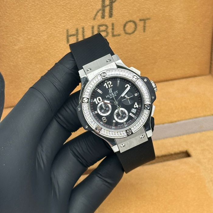 Hublot Big Bang Steel Diamond Chronograph 38mm – Black Dial & Rubber Strap