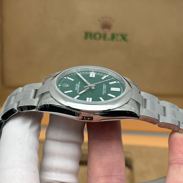 Rolex Oyster Perpetual Green Dial 41mm – Swiss Super Clone 1:1