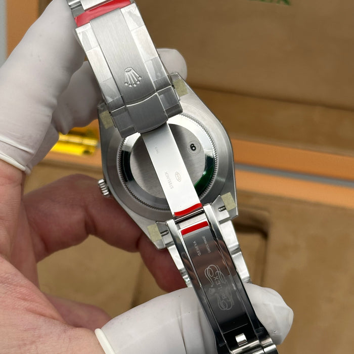Rolex Oyster Perpetual Green Dial 41mm – Swiss Super Clone 1:1