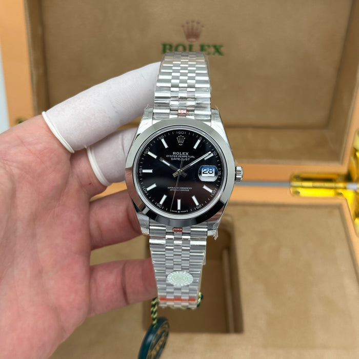 Rolex Datejust 41 Black Dial Smooth Bezel – Jubilee – Swiss Super Clone 1:1