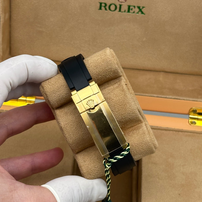 Rolex Yellow Gold Cosmograph Daytona 40MM Watch - Black Cerachrom Bezel - Black Index Dial