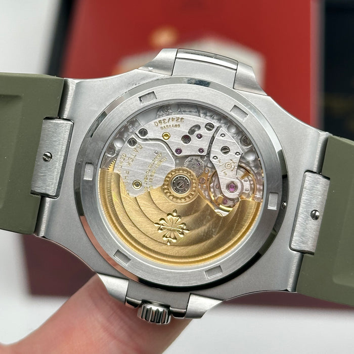 Patek Philippe Nautilus Style – Green Dial – Rubber Strap - Swiss Clone