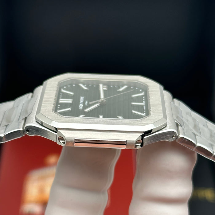 Patek Philippe Cubitus 5821/1A – Olive Green Dial – Stainless Steel – 45mm – Swiss Super Clone