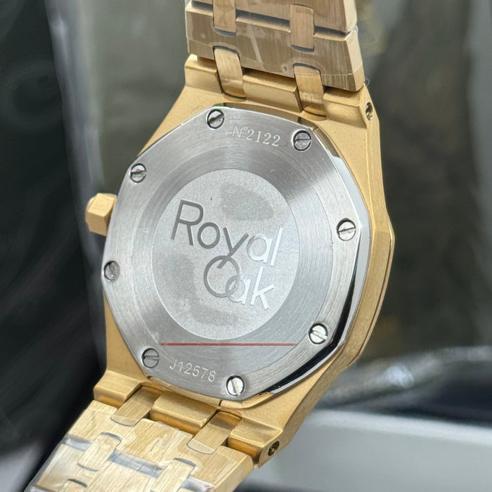 Audemars Piguet Royal Oak – Yellow Gold, Green Tapisserie Dial