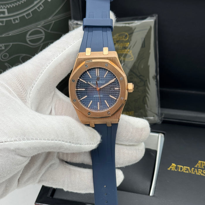 Audemars Piguet Royal Oak – Rose Gold, Blue Tapisserie Dial, Rubber Strap
