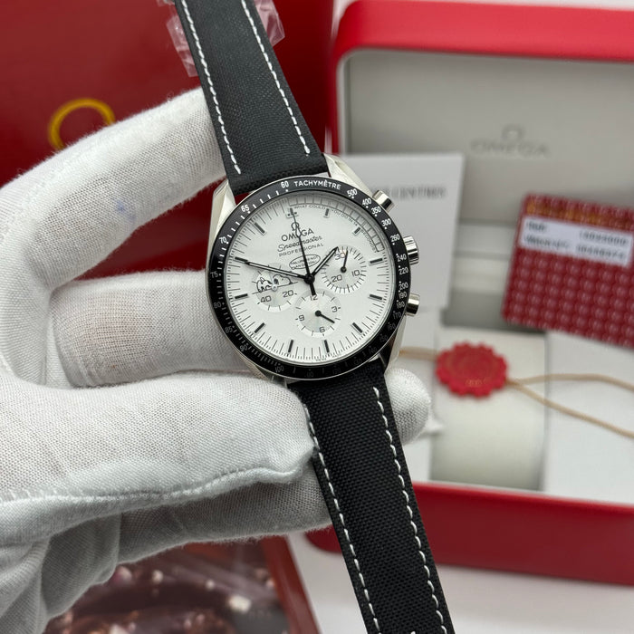 Omega Speedmaster Professional “White Dial” Moonwatch Chronograph 42mm