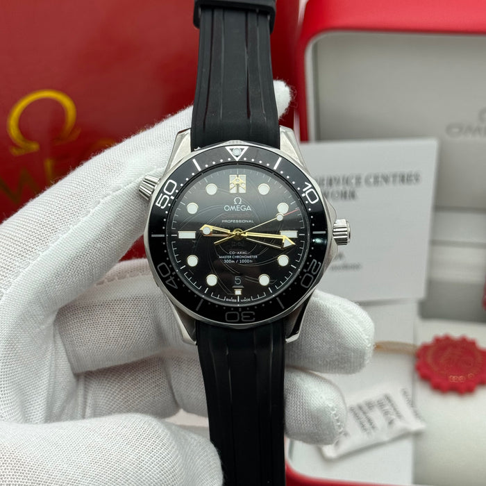 Omega Seamaster Diver 300M Co-Axial Master Chronometer 007 Edition