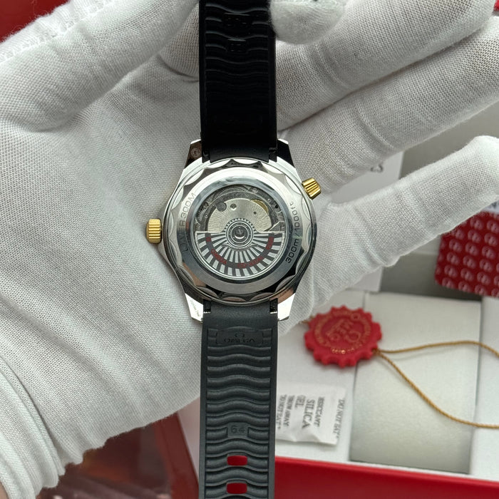 Omega Seamaster Diver 300M Co-Axial Master Chronometer Chronograph 44mm Steel & Yellow Gold Black Dial