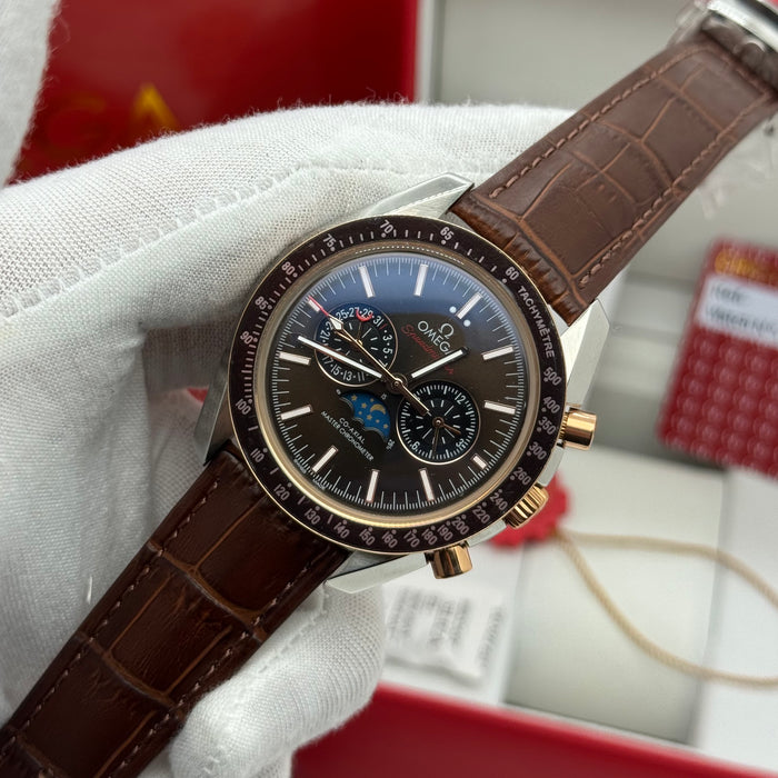 Omega Speedmaster Moonphase Co-Axial Master Chronometer Chronograph 44.25mm