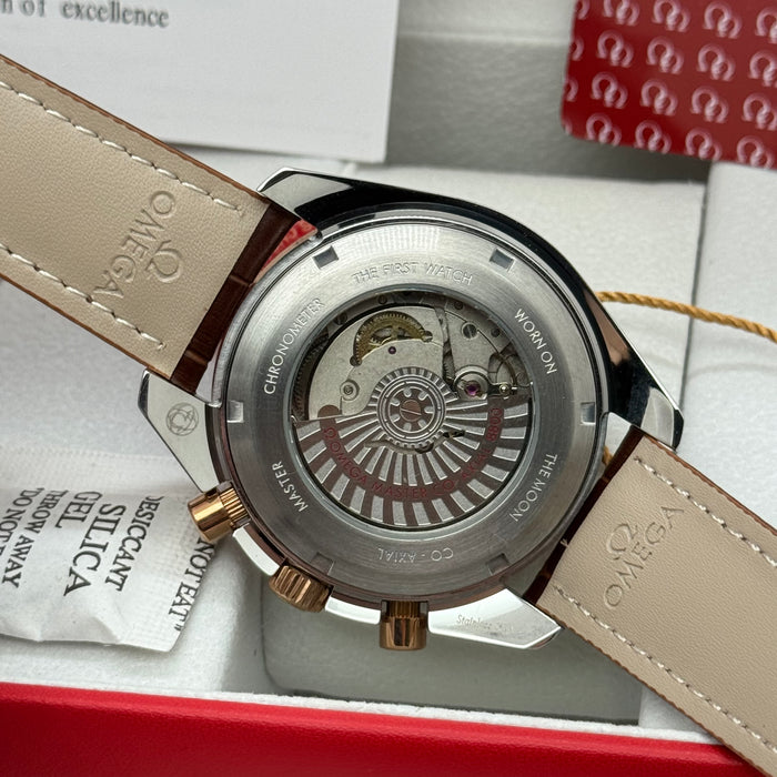 Omega Speedmaster Moonphase Co-Axial Master Chronometer Chronograph 44.25mm