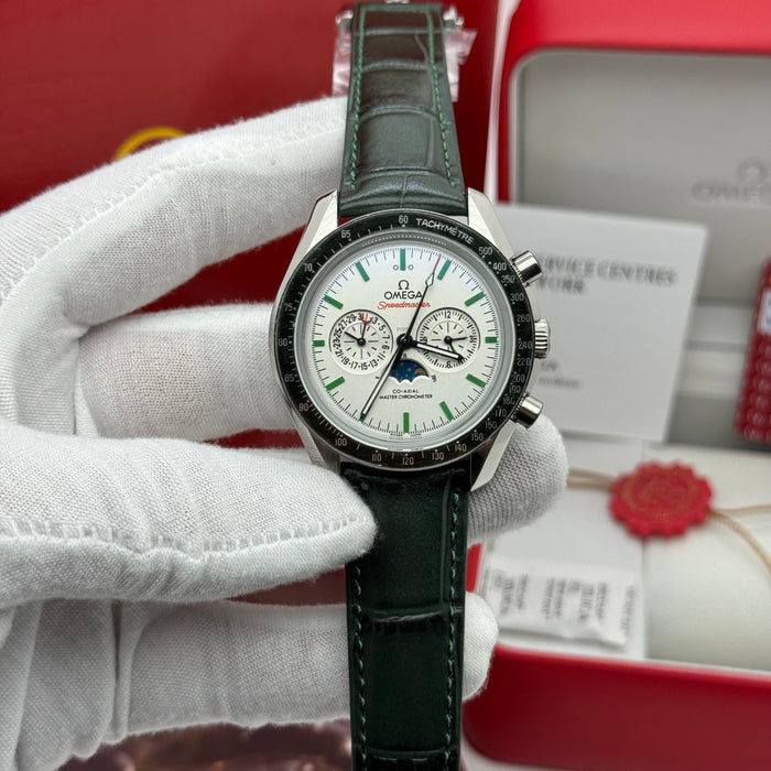 Omega Speedmaster Moonphase Co-Axial Master Chronometer Chronograph 44.25mm