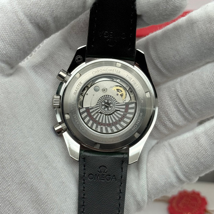 Omega Speedmaster Moonphase Co-Axial Master Chronometer Chronograph 44.25mm