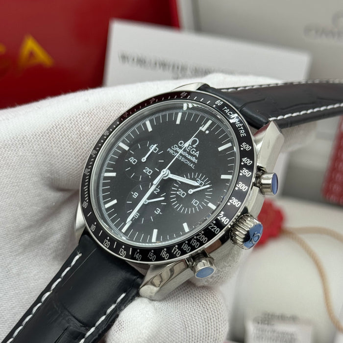 Omega Speedmaster Professional Moonwatch Co-Axial Master Chronometer Chronograph 42mm
