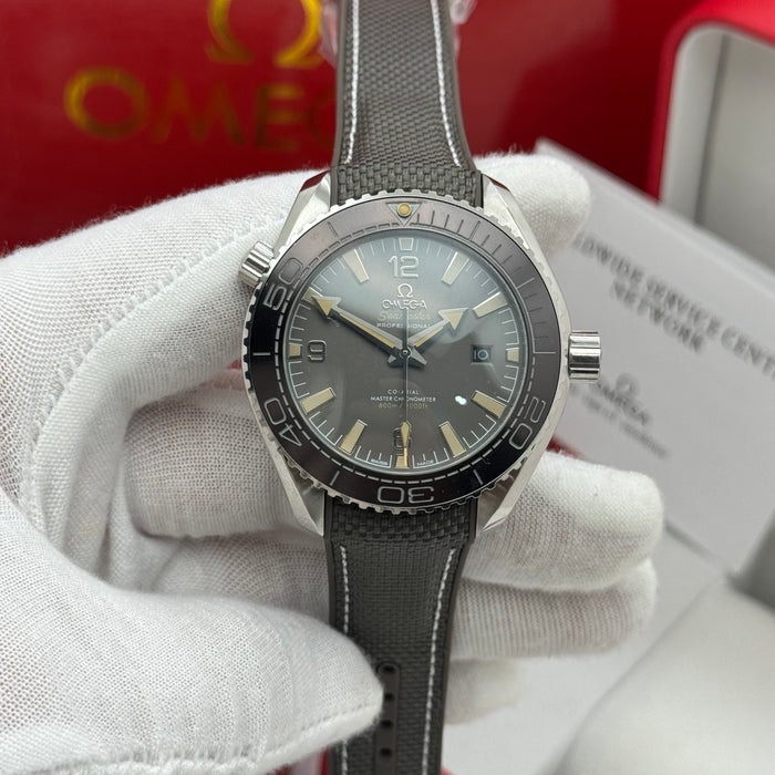 Omega Seamaster Planet Ocean 600M Co-Axial Master Chronometer 43.5mm