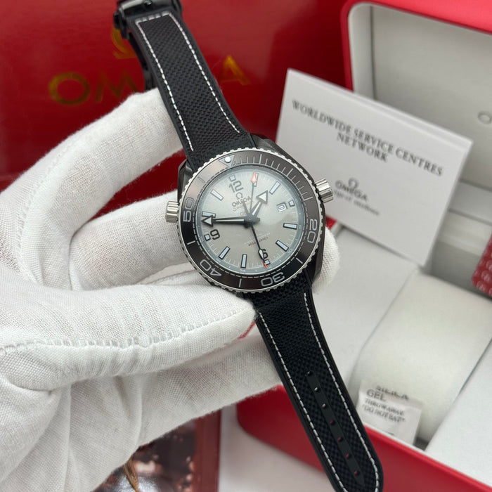 Omega Seamaster Planet Ocean 600M Co-Axial Master Chronometer GMT 45.5mm